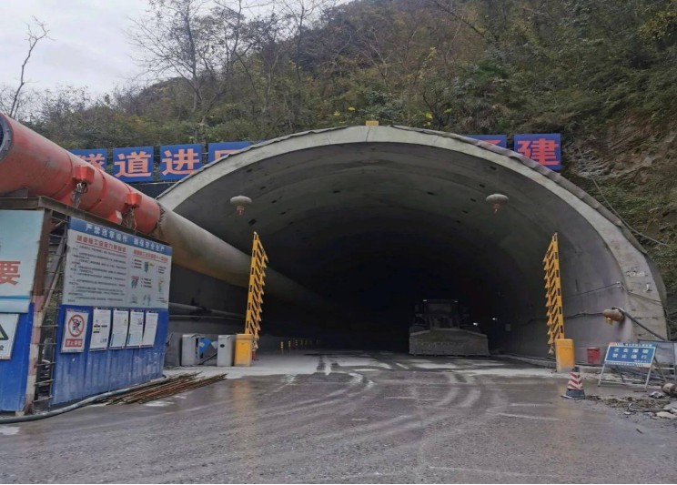 國家高速公路綿陽至九寨溝機電工程.JPG